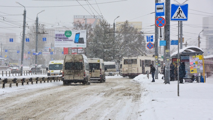 Перевозчикам объявили о закрытии частных маршрутов в Копейске из-за объединения с Челябинском