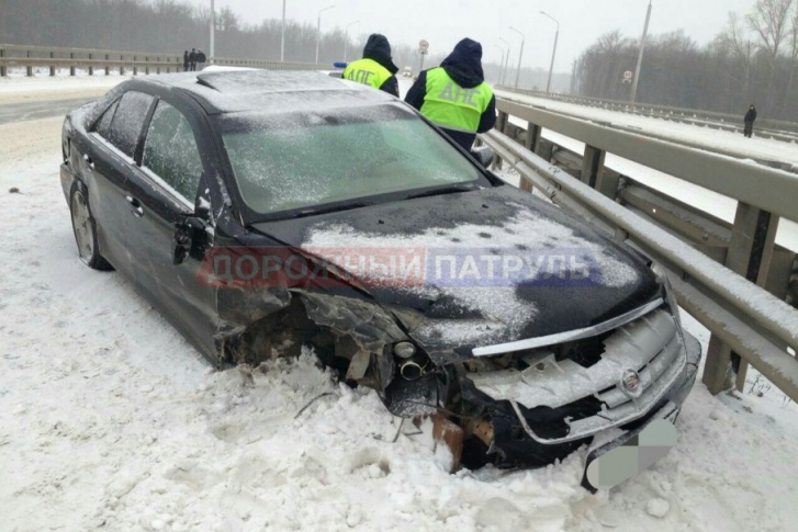 Оторвало колесо: водитель из Москвы едва не погиб на заснеженной башкирской трассе