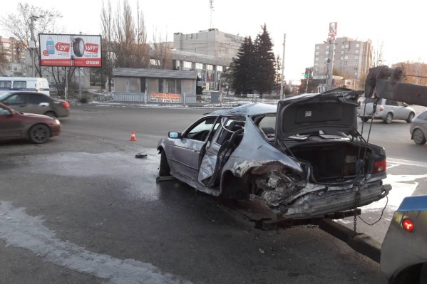 В машине, помимо водителя, находилась 48 летняя пассажирка В машине, помимо водителя, находилась 48 летняя пассажирка