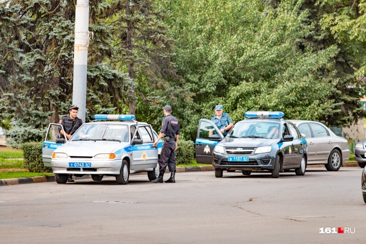 Полицейские задержали грабителя по горячим следам Полицейские задержали грабителя по горячим следам