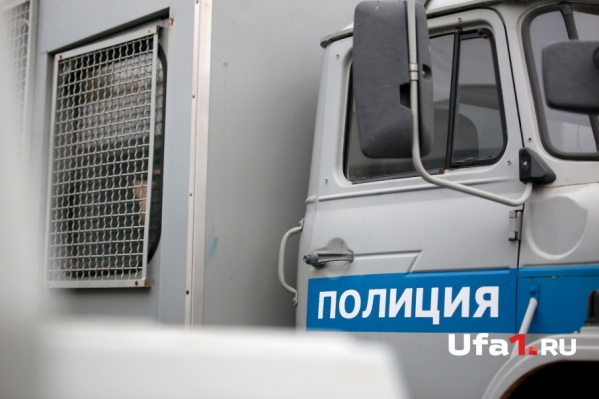 Мужчину доставили в отделение Мужчину доставили в отделение
