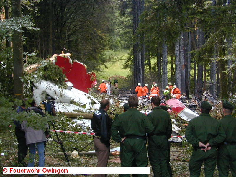 1 июля 2002 г. Катастрофа над Боденским озером в 2002. Столкновение самолетов над Боденским озером. Авиакатастрофа на Боденском озере 2002. 2002 Катастрофа самолета над Боденским озером.