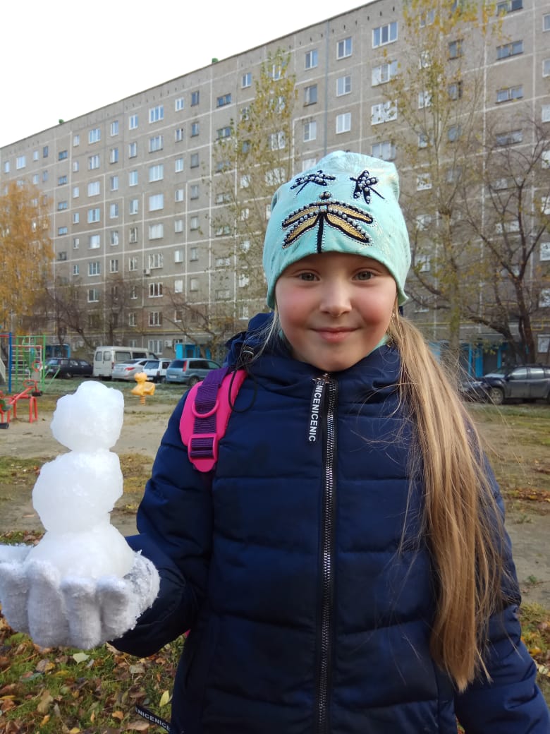Новогодний фоторепортаж: по Екатеринбургу прошла стремительная метель