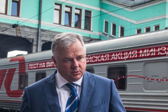 Министр здравоохранения Олег Иванинский отметил, что замена главных врачей на более молодых происходила и до принятия закона Министр здравоохранения Олег Иванинский отметил, что замена главных врачей на более молодых происходила и до принятия закона