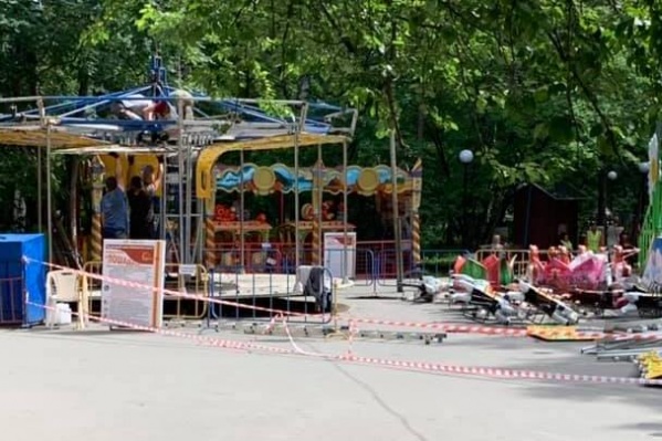 В День города на этой карусели смогут прокатиться дети и взрослые, которые придут отмечать праздник на площадь Ленина В День города на этой карусели смогут прокатиться дети и взрослые, которые придут отмечать праздник на площадь Ленина