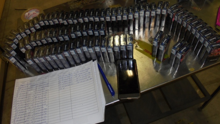 Дело — табак: в Екатеринбурге таможенники перехватили полторы тонны нелегальных сигарет из Киргизии
