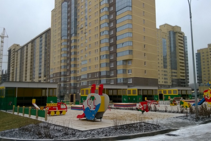 В микрорайоне «Ньютон» уже работает детский сад, а 1 сентября откроется школа В микрорайоне «Ньютон» уже работает детский сад, а 1 сентября откроется школа