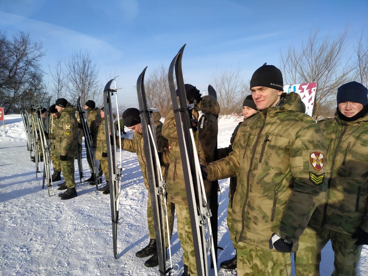 В новосибирской гонке приняли участие больше семи десятков курсантов В новосибирской гонке приняли участие больше семи десятков курсантов