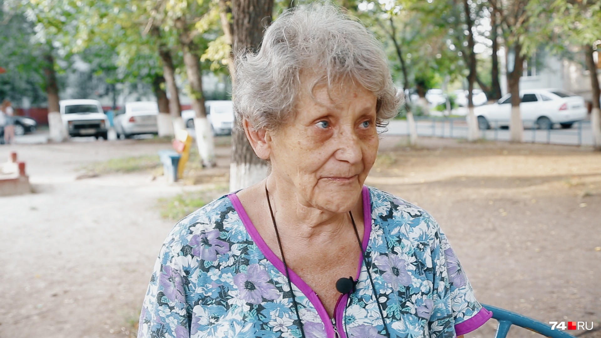 «Соседи говорят, что я дура»: пенсионерка из Челябинска отдала найденный миллион полиции