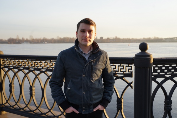 Леонид Мельников вытащил подростков, провалившихся под лед Леонид Мельников вытащил подростков, провалившихся под лед