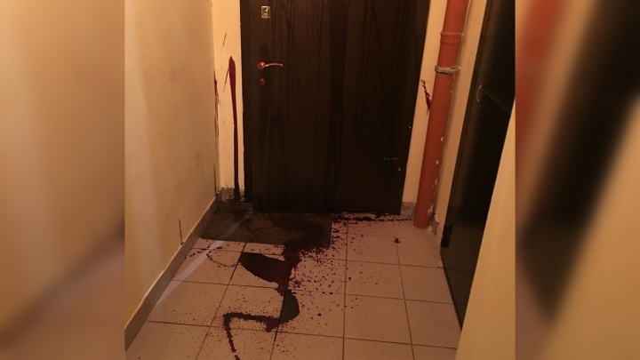 В Ярославле мужчина выплеснул на дверь квартиры своей бывшей ядовитое вещество