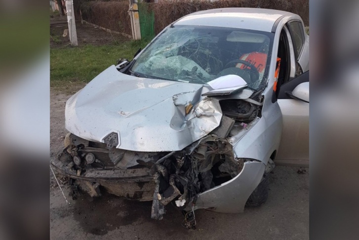 Водитель Renault насмерть сбил пешехода Водитель Renault насмерть сбил пешехода