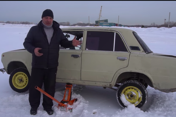 Скриншот из видео «Что если кардан приварить к двигателю/едем без кпп» Скриншот из видео «Что если кардан приварить к двигателю/едем без кпп»