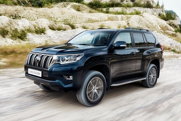 Toyota Land Cruiser Prado стоит от 2,5 миллиона рублей Toyota Land Cruiser Prado стоит от 2,5 миллиона рублей