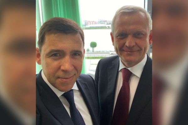 Губернатор Евгений Куйвашев обещал, что Сергей Капков превратит Первоуральск в «современное, экологичное, комфортное для жизни место» Губернатор Евгений Куйвашев обещал, что Сергей Капков превратит Первоуральск в «современное, экологичное, комфортное для жизни место»