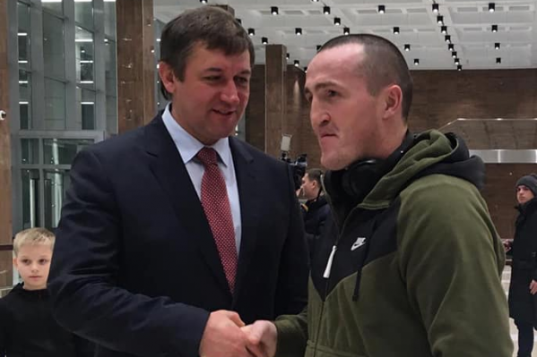 Лебедев решил прилететь в Красноярск за две недели до боя Лебедев решил прилететь в Красноярск за две недели до боя
