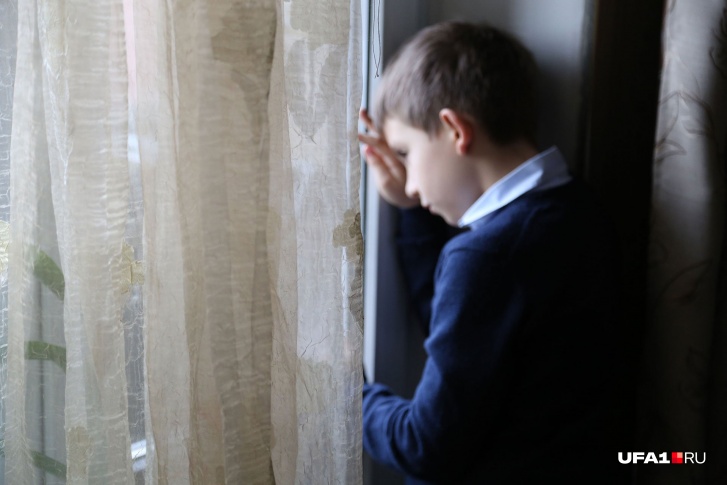 Дети не смогут выйти на улицу, когда стемнеет Дети не смогут выйти на улицу, когда стемнеет