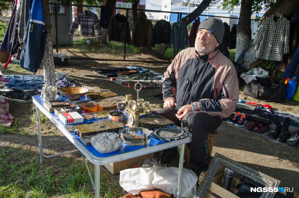 Барахолка мужи. Блошиный рынок в Омске. Омская барахолка. Блошиный рынок в Омске где находится. Где в Омске барахолка?.