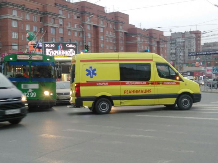 После аварии в больницу попала пассажирка троллейбуса После аварии в больницу попала пассажирка троллейбуса