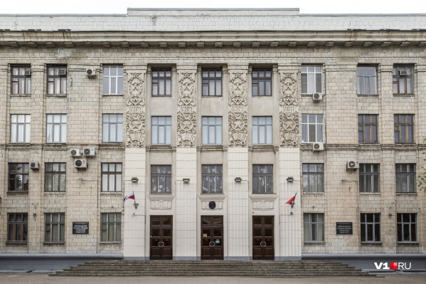 За зачеты и экзамены Юлия Гущина принимала от 4,5 до 20 тысяч рублей За зачеты и экзамены Юлия Гущина принимала от 4,5 до 20 тысяч рублей 