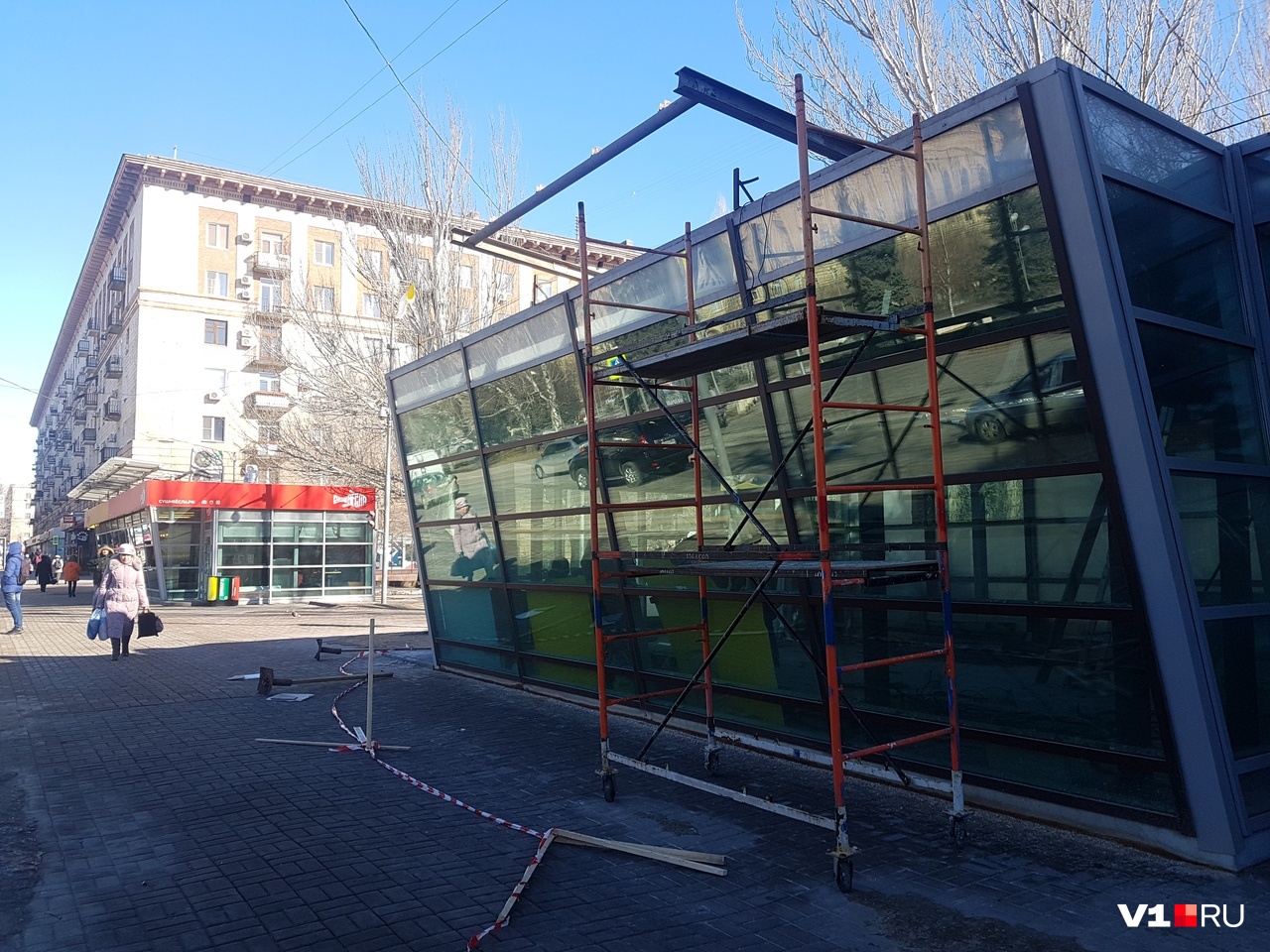 Съемочная площадка фильма. Приобретение остановки. Вызов снят в павильоне. Вызов снят в павильоне. Съемочная площадка.