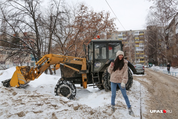 От наших корреспондентов не ушел еще ни один дворник От наших корреспондентов не ушел еще ни один дворник