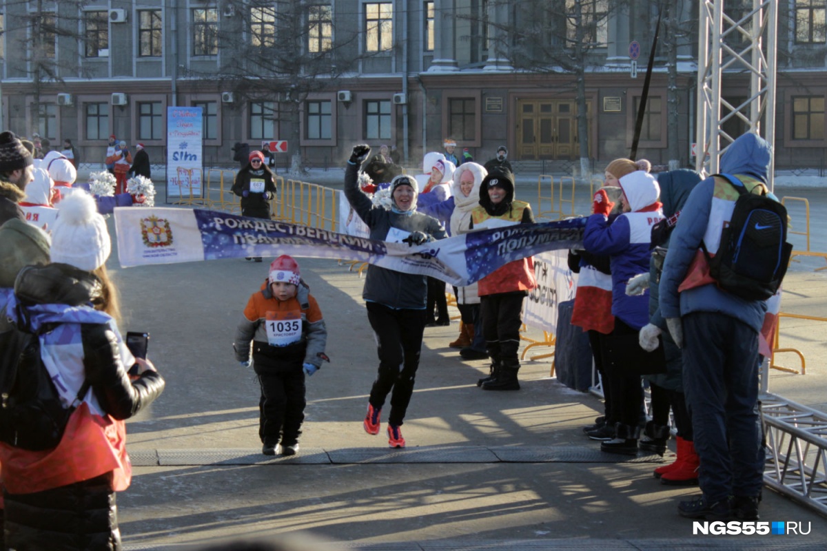 Омск победитель. Кто выиграл в омске. Счастливый обладатель миллиона рублей. Кто выиграл в омске. Выигрыш в лотерею фото.