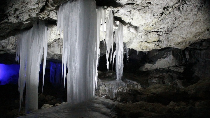 В Кунгурскую ледяную пещеру пробурили скважину, чтобы получить новые сталактиты