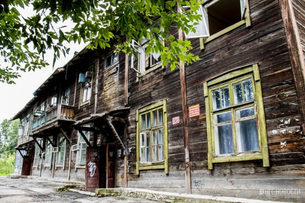 Барак на ул. Костычева, 21 Барак на ул. Костычева, 21
