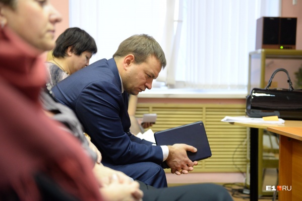 Вячеслав Трапезников руководил Орджоникидзевским районом Вячеслав Трапезников руководил Орджоникидзевским районом