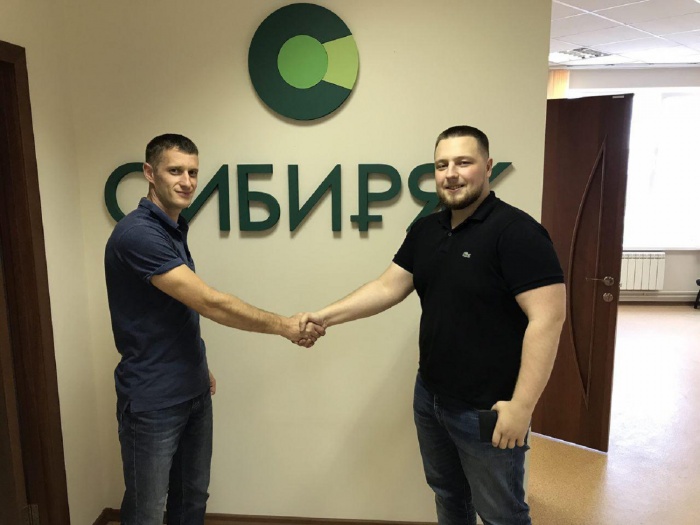 Когда сибиряку нужны деньги, он идёт к своим