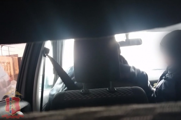 Попытку дать взятку засняли камеры в автомобиле Попытку дать взятку засняли камеры в автомобиле