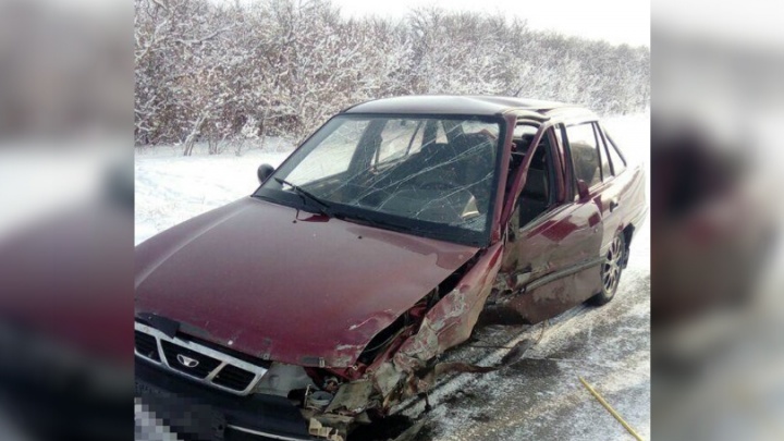 На дороге в Башкирии Ford протаранил Daewoo