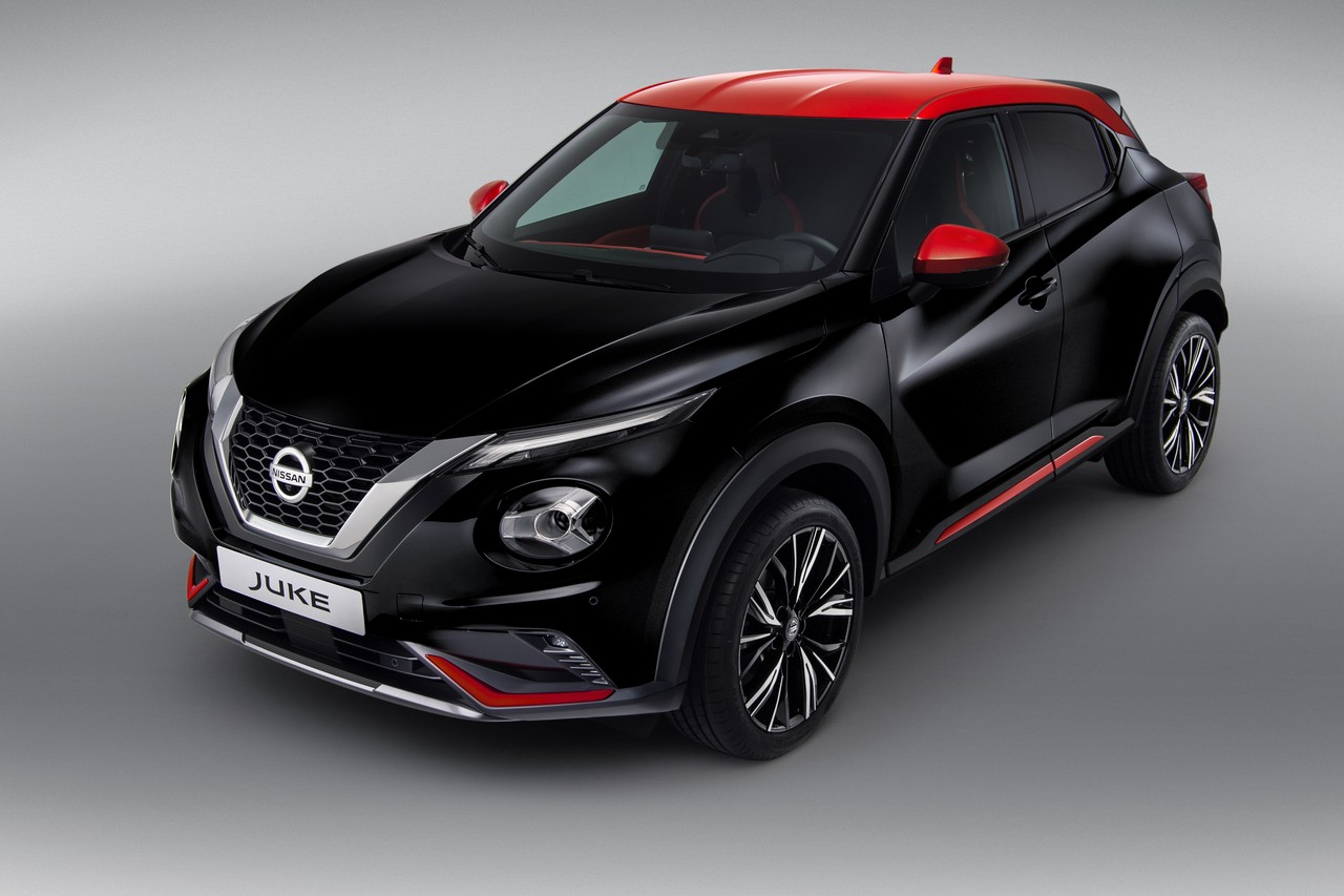 Juke 2020 сохранил характерные фишки прежней модели, кроме разве что выпученных фонарей на «гребнях» над передними крыльями. Но на фоне прежнего Juke дизайн смотрится уже не столь вызывающим Juke 2020 сохранил характерные фишки прежней модели, кроме разве что выпученных фонарей на «гребнях» над передними крыльями. Но на фоне прежнего Juke дизайн смотрится уже не столь вызывающим