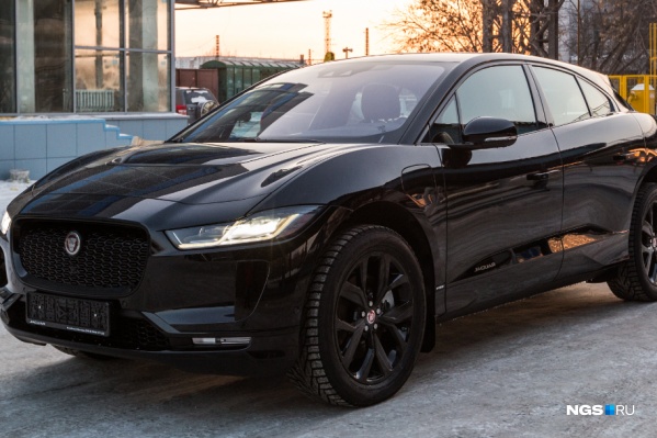 Jaguar I-Pace весит 2,2 тонны Jaguar I-Pace весит 2,2 тонны