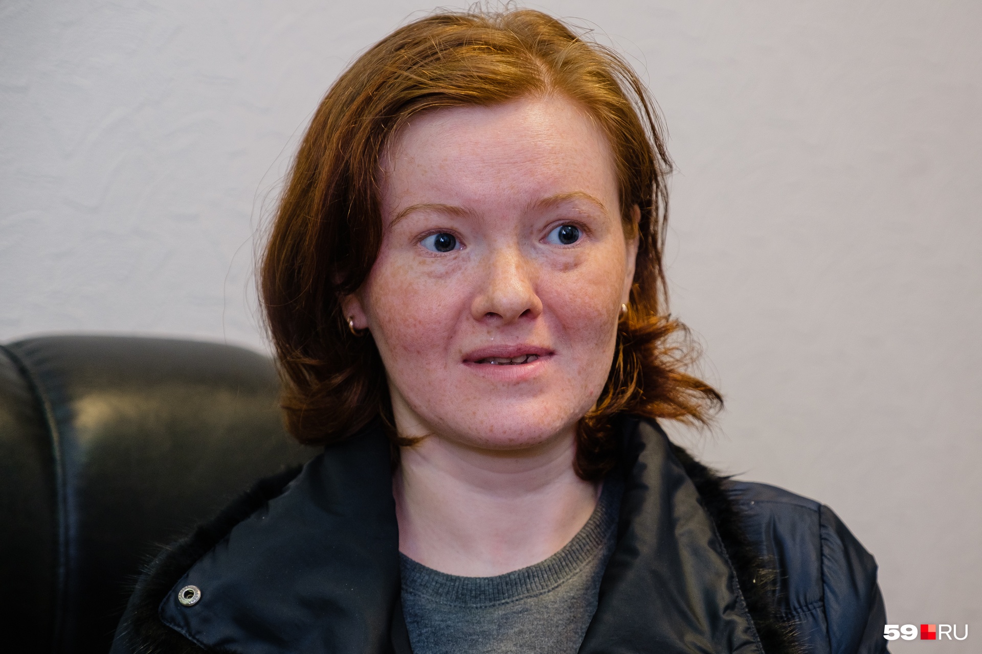 Екатерина улыбается, когда речь заходит о ее муже и сыне. Он, кстати, родился здоровым Екатерина улыбается, когда речь заходит о ее муже и сыне. Он, кстати, родился здоровым