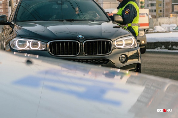 Ездить на автомобиле умершего человека выгодно — не нужно оплачивать штрафы Ездить на автомобиле умершего человека выгодно — не нужно оплачивать штрафы