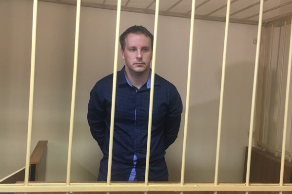Сергей Ефремов заключил досудебное соглашение со следствием Сергей Ефремов заключил досудебное соглашение со следствием