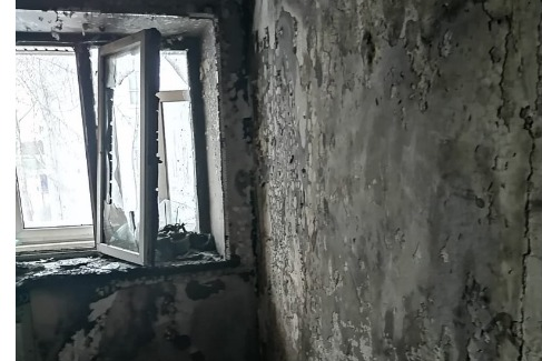 В пожаре на Алмазной улице пострадала семья с детьми В пожаре на Алмазной улице пострадала семья с детьми
