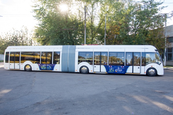 Электробус <a href="https://63.ru/text/transport/66262300/" target="_blank" class="_">может работать</a> при температуре от -40 до +40 °С Электробус <a href="https://63.ru/text/transport/66262300/" target="_blank" class="_">может работать</a> при температуре от -40 до +40 °С