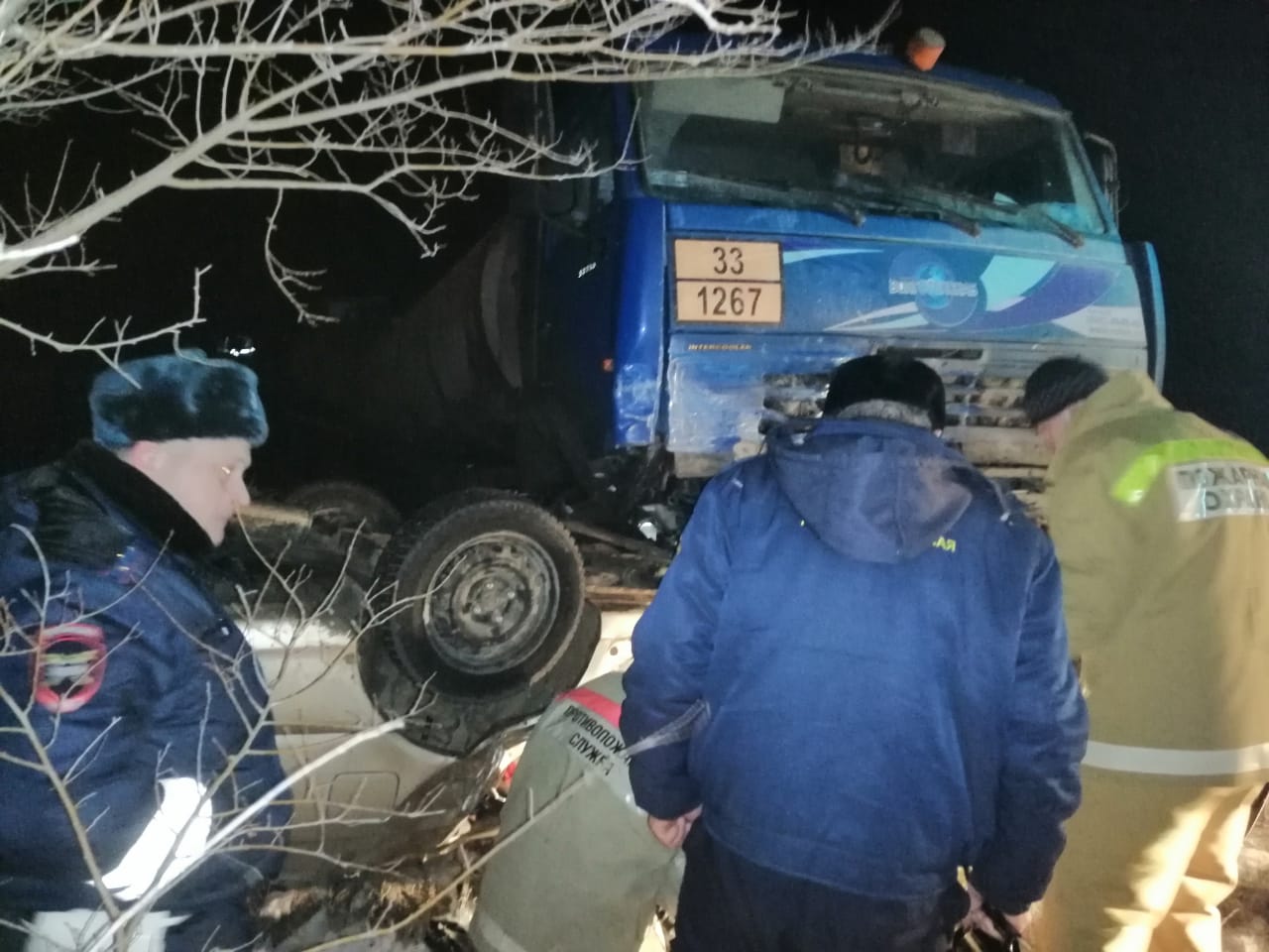 Пятеро погибших: в Волгоградской области легковушка влетела под бензовоз