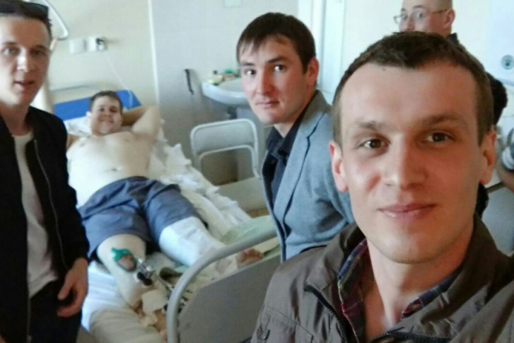 Наконец-то Макс пришел в себя, разговаривает, улыбается даже и идет на поправку Наконец-то Макс пришел в себя, разговаривает, улыбается даже и идет на поправку