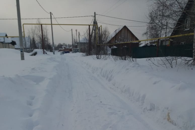 По словам читателя, дороги не убирали с 19 января По словам читателя, дороги не убирали с 19 января