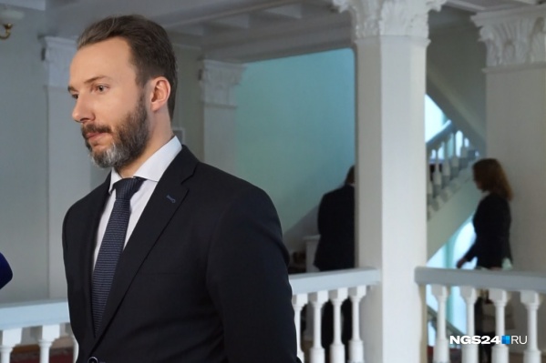 Сергей Пономаренко только на словах заверяет, что урна с прахом в Красноярске Сергей Пономаренко только на словах заверяет, что урна с прахом в Красноярске