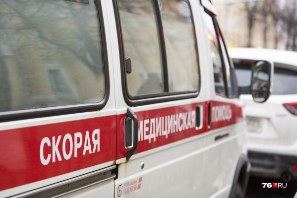 Пострадавшую женщину увезли в больницу Пострадавшую женщину увезли в больницу