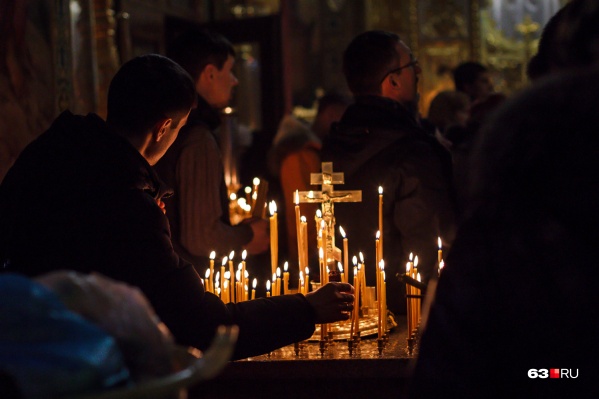 В храме уже проводят службы В храме уже проводят службы