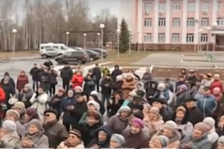 Нижегородцы вышли на митинг из-за роста цен на обслуживание газового оборудования Нижегородцы вышли на митинг из-за роста цен на обслуживание газового оборудования