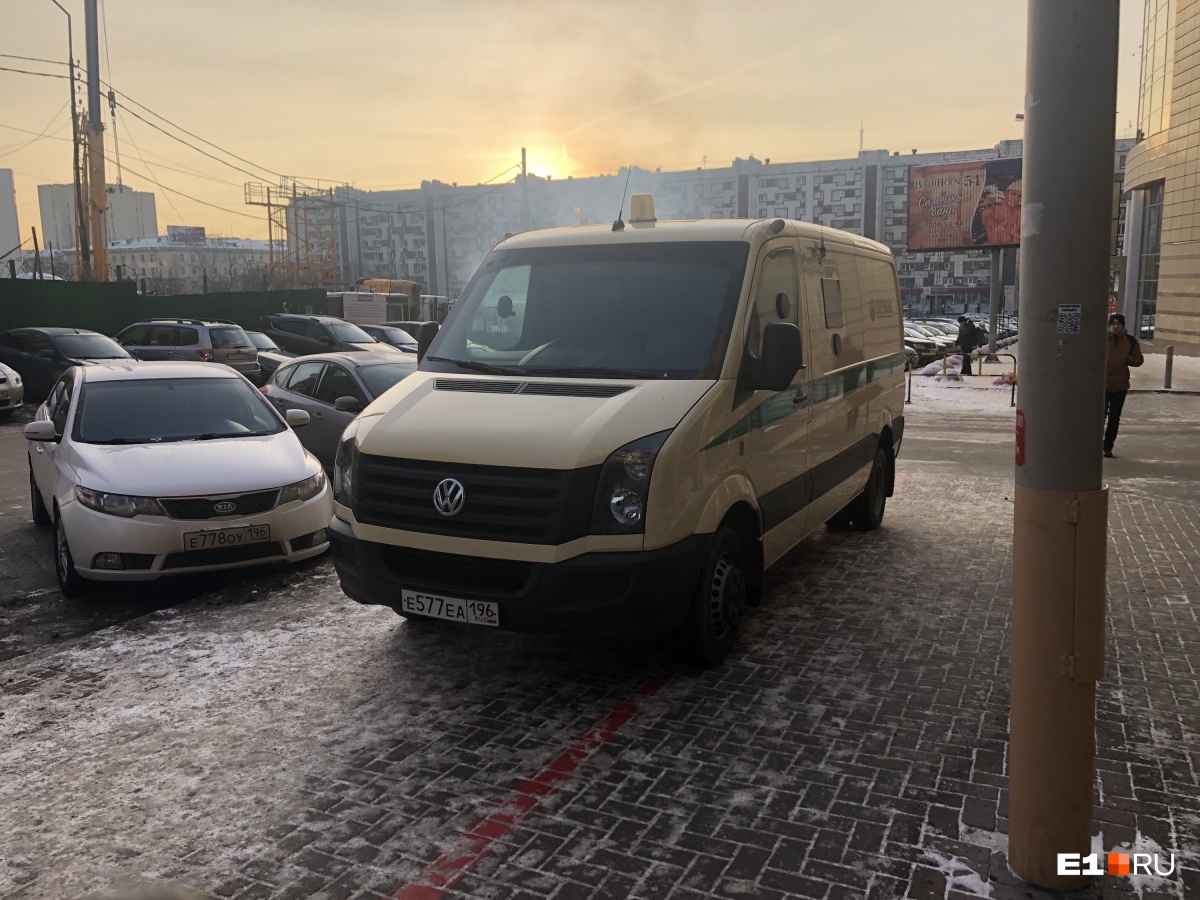 Volkswagen Crafter инкассация