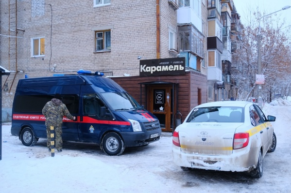 Сейчас отель опечатан, в день трагедии вокруг было выставлено оцепление Сейчас отель опечатан, в день трагедии вокруг было выставлено оцепление