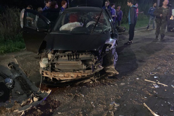 Сильно пострадали пассажиры в «Тойоте» Сильно пострадали пассажиры в «Тойоте»